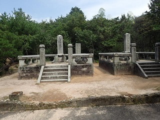 oomura 75.jpg